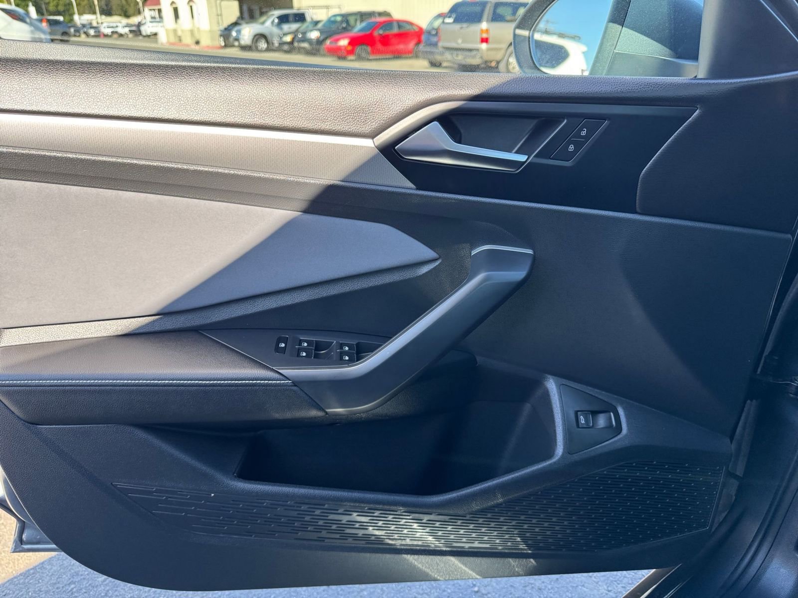 Thumbnail: 2025 Volkswagen Jetta - 20