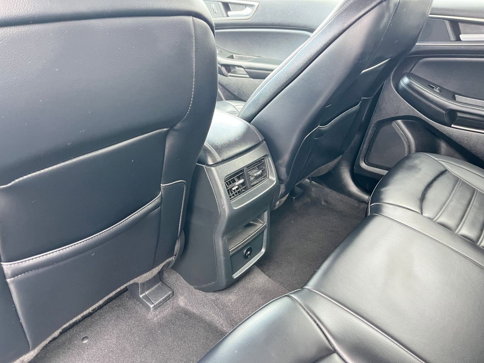 Thumbnail: 2024 Ford Edge - 24