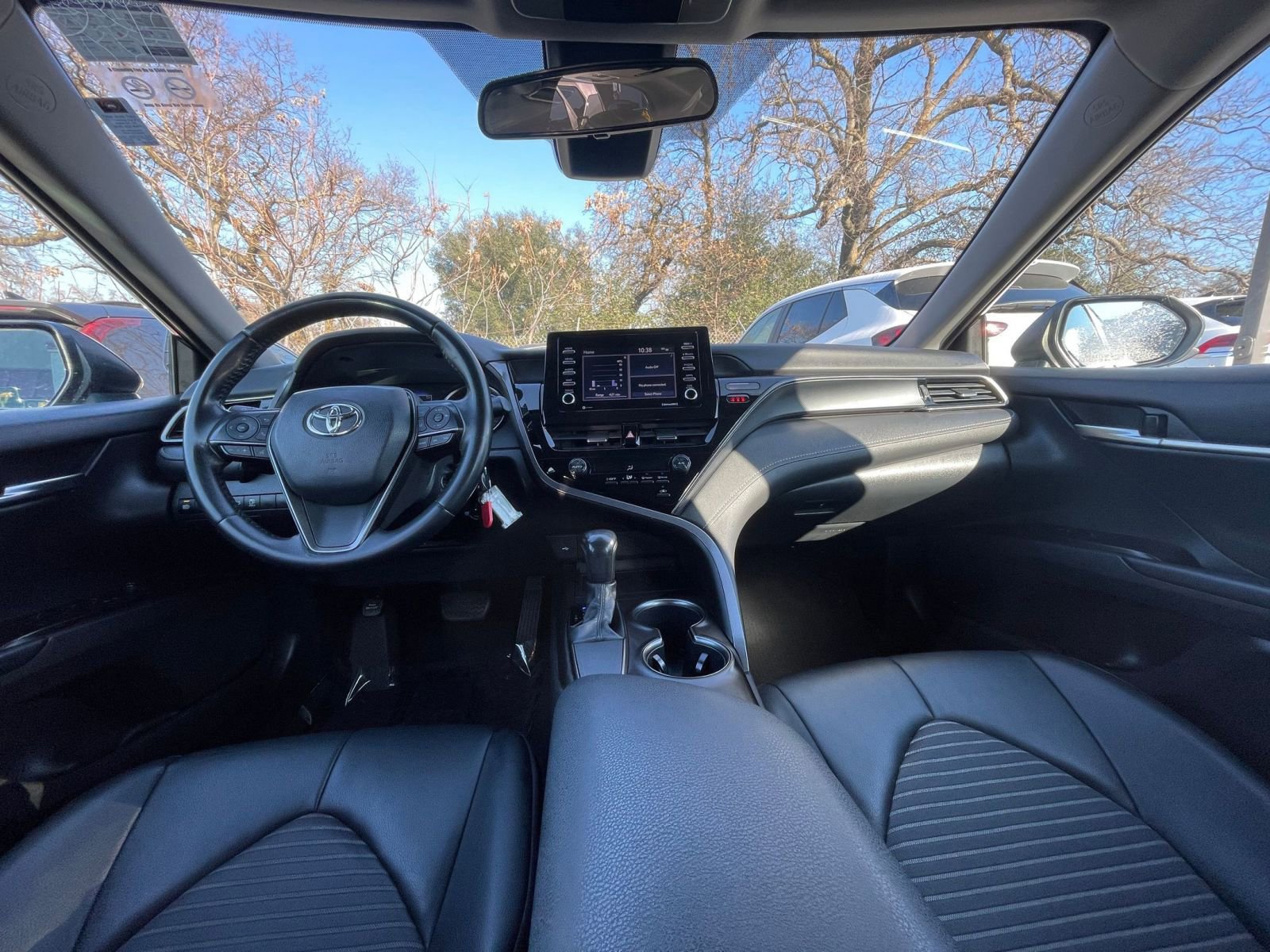 Thumbnail: 2021 Toyota Camry - 32