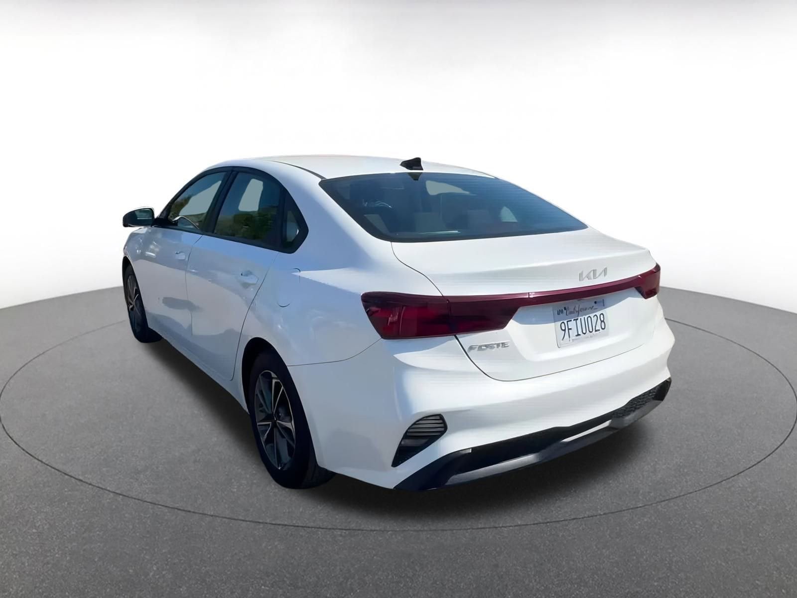 Thumbnail: 2023 Kia Forte - 12