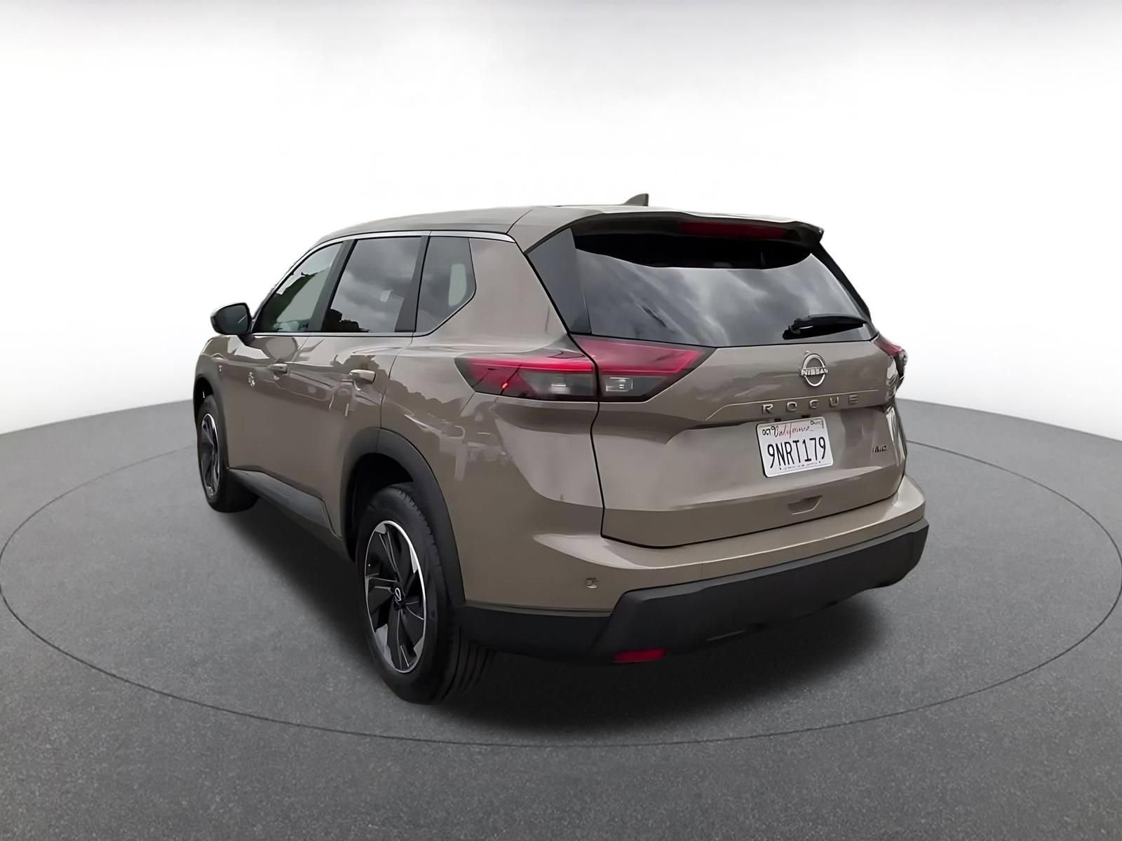 Thumbnail: 2025 Nissan Rogue - 11