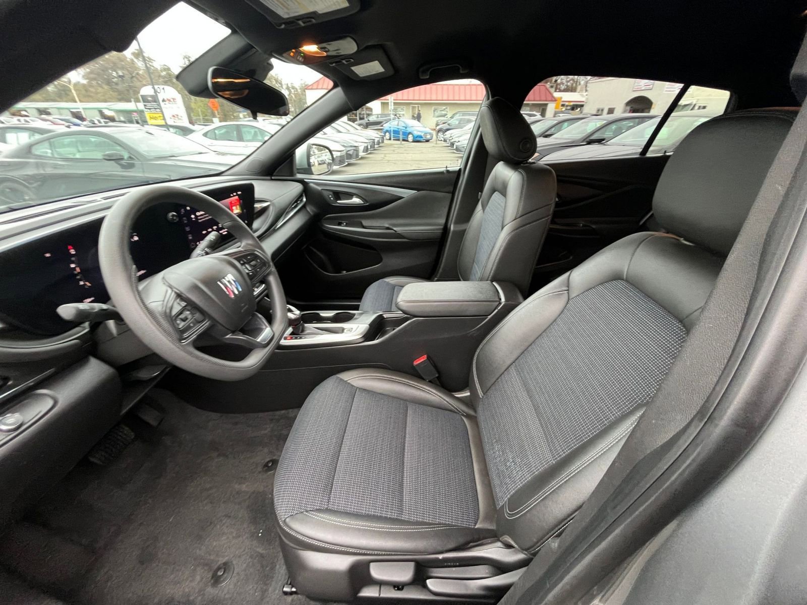 Thumbnail: 2025 Buick Envista - 24