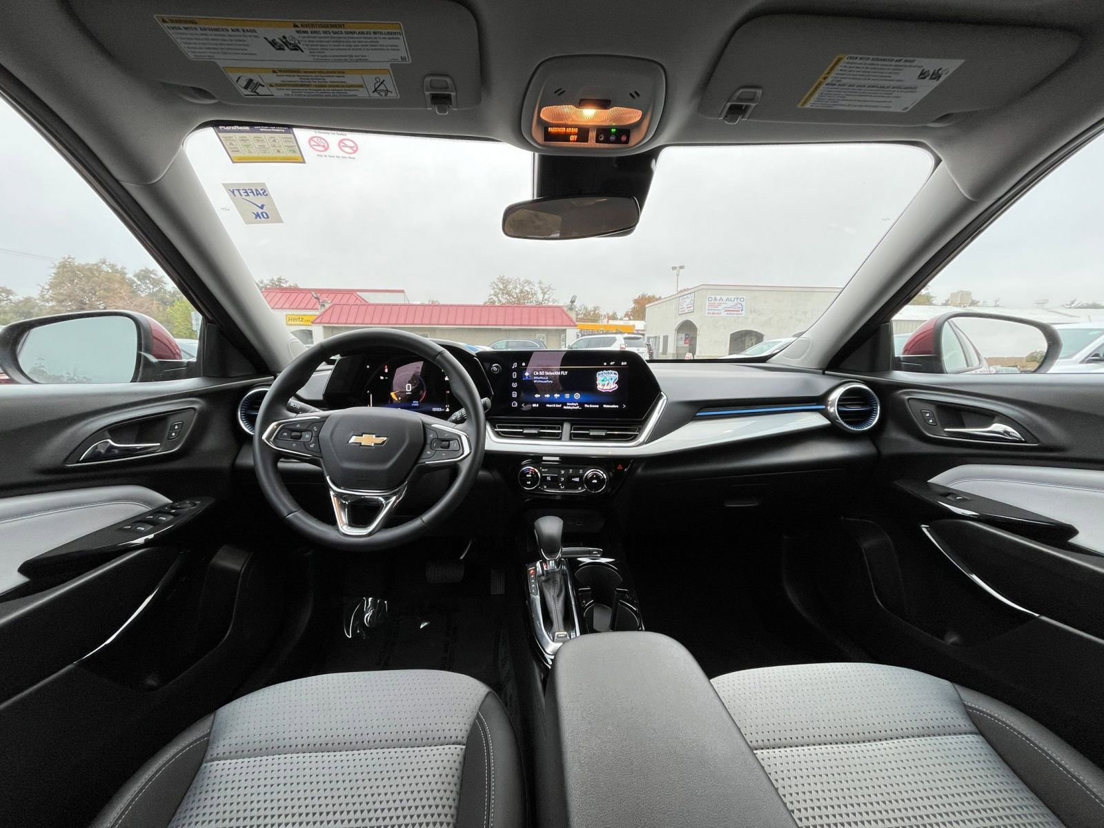 Thumbnail: 2025 Chevrolet Trax - 27