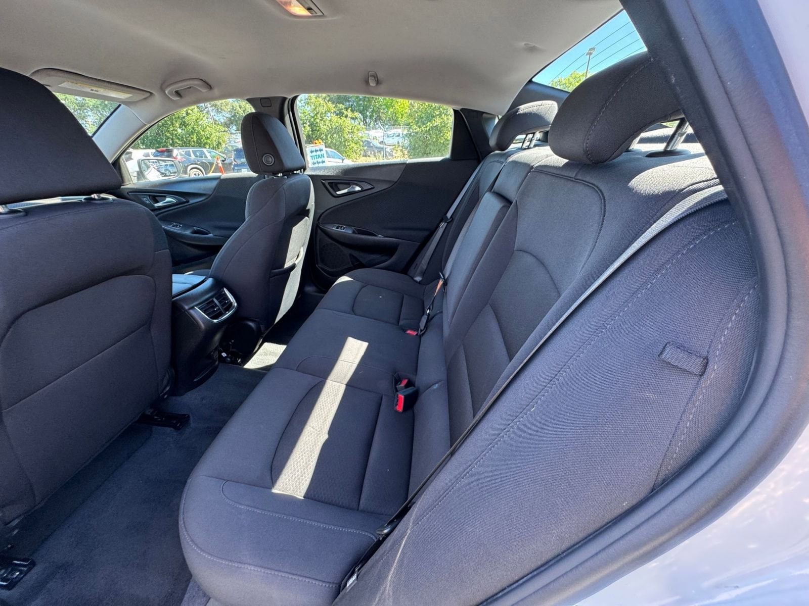 Thumbnail: 2023 Chevrolet Malibu - 27