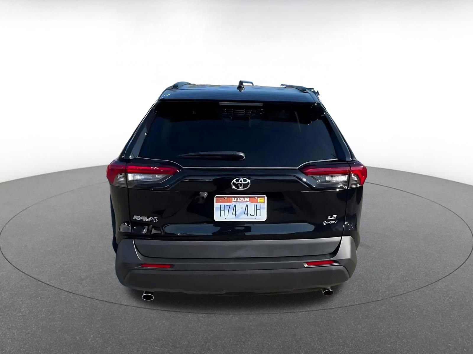 Thumbnail: 2025 Toyota RAV4 - 12