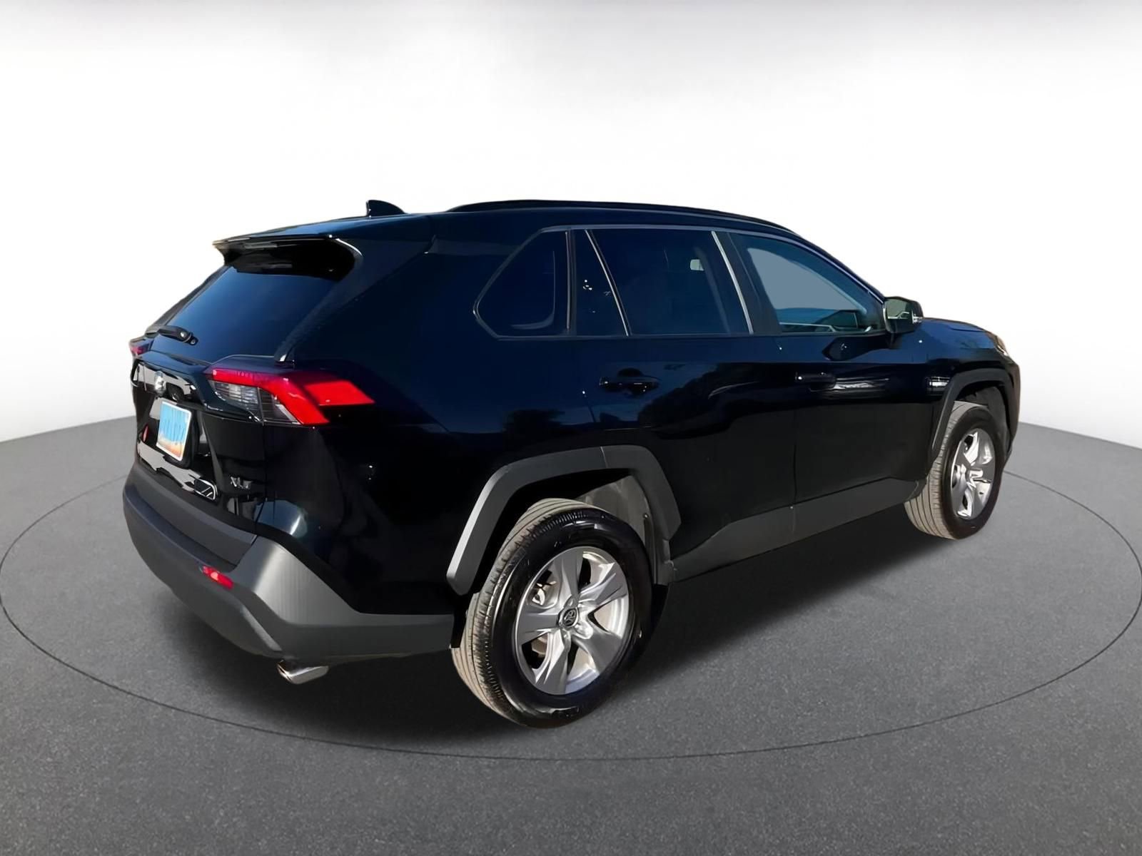 Thumbnail: 2025 Toyota RAV4 - 22