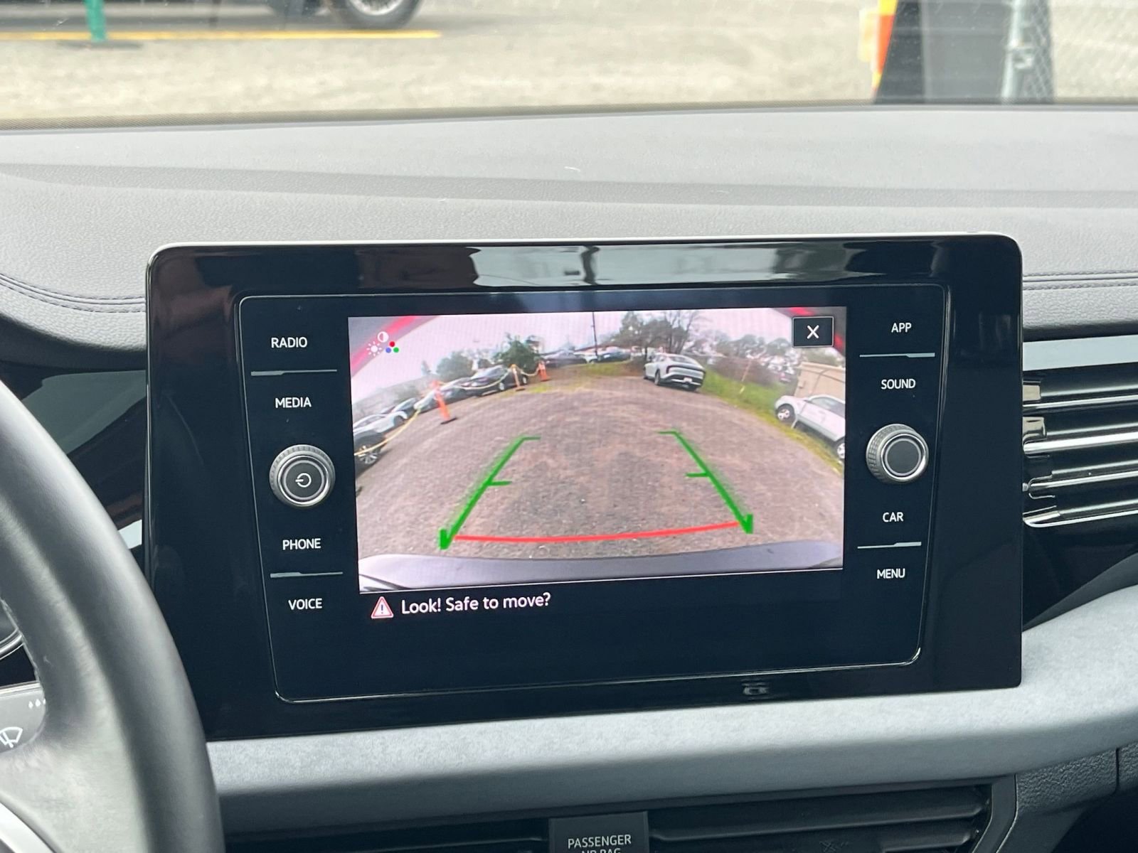 Thumbnail: 2025 Volkswagen Jetta - 17