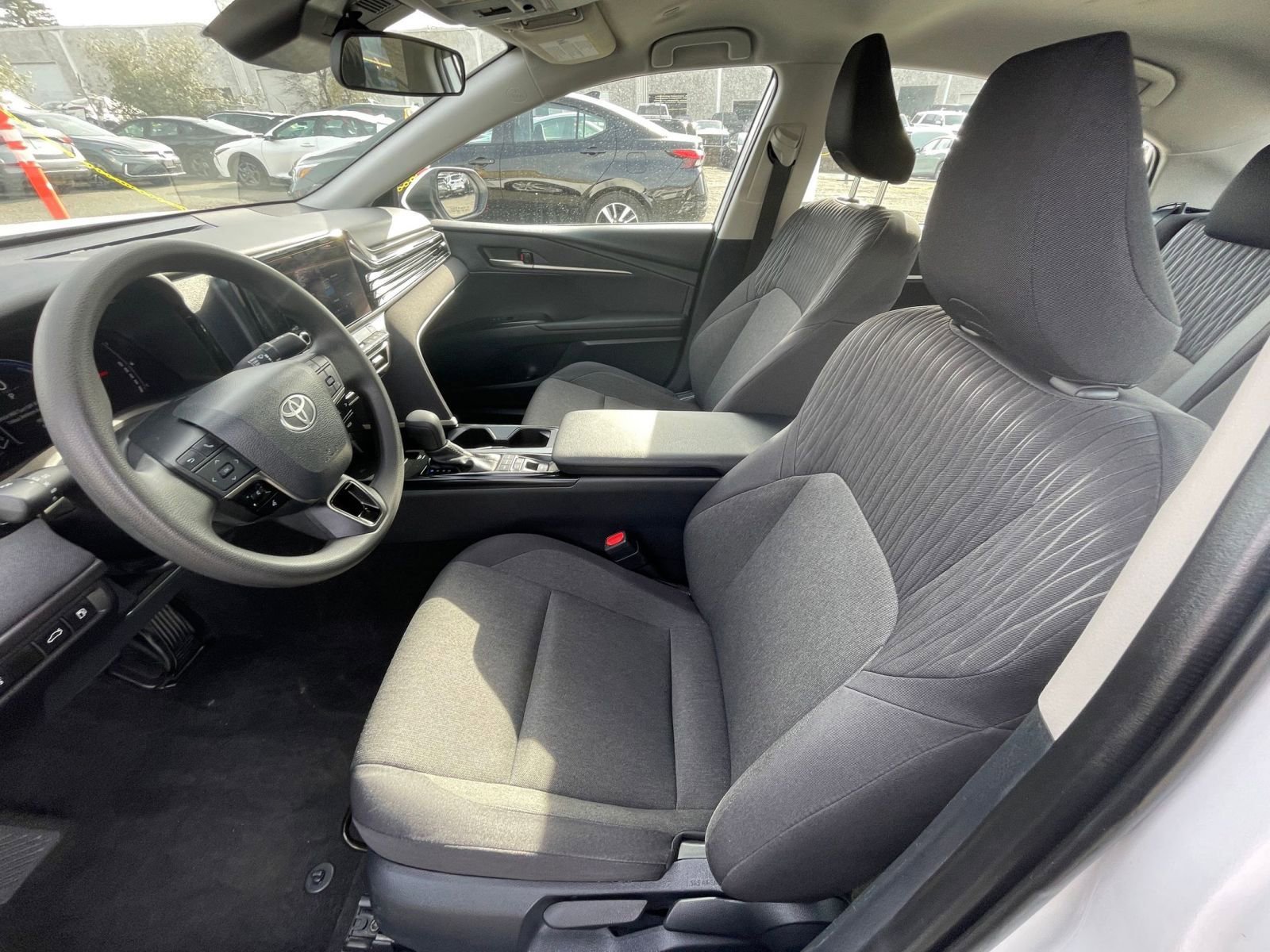 Thumbnail: 2025 Toyota Camry - 25