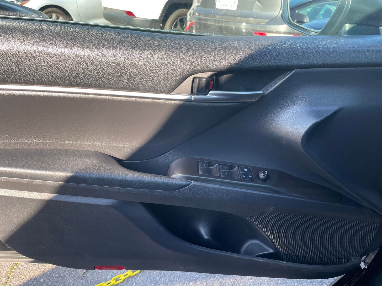 Thumbnail: 2021 Toyota Camry - 20