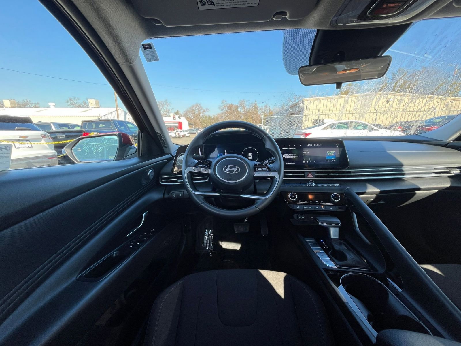 Thumbnail: 2025 Hyundai Elantra - 33