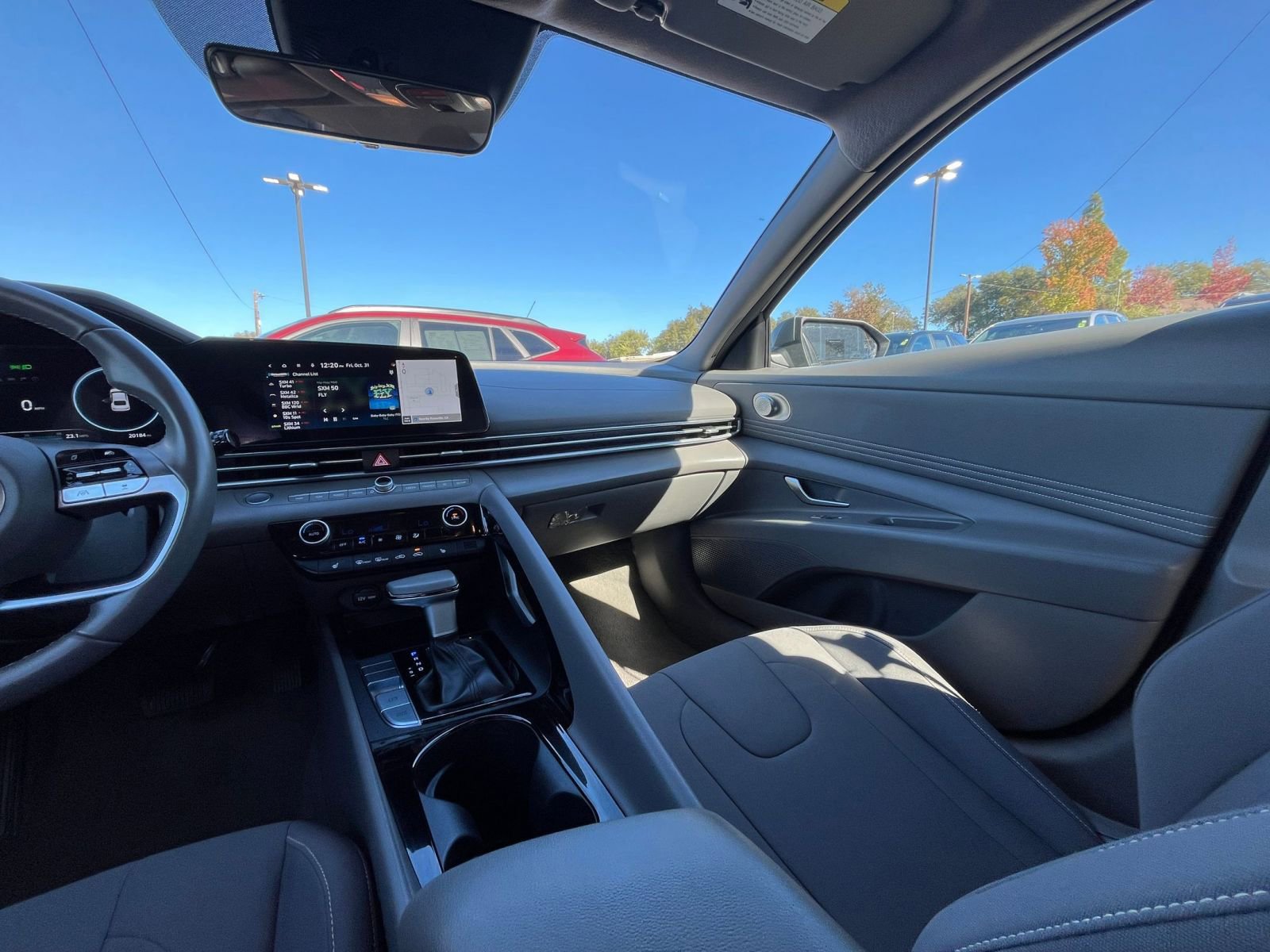 Thumbnail: 2025 Hyundai Elantra - 33