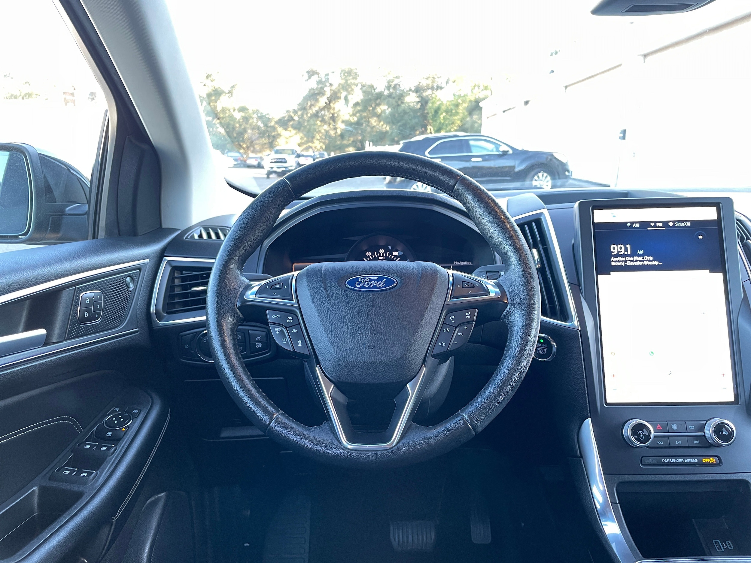 2022 Ford Edge Titanium 34