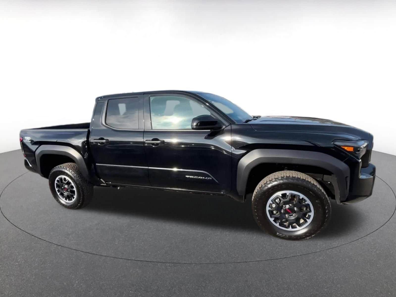 Thumbnail: 2025 Toyota Tacoma - 16