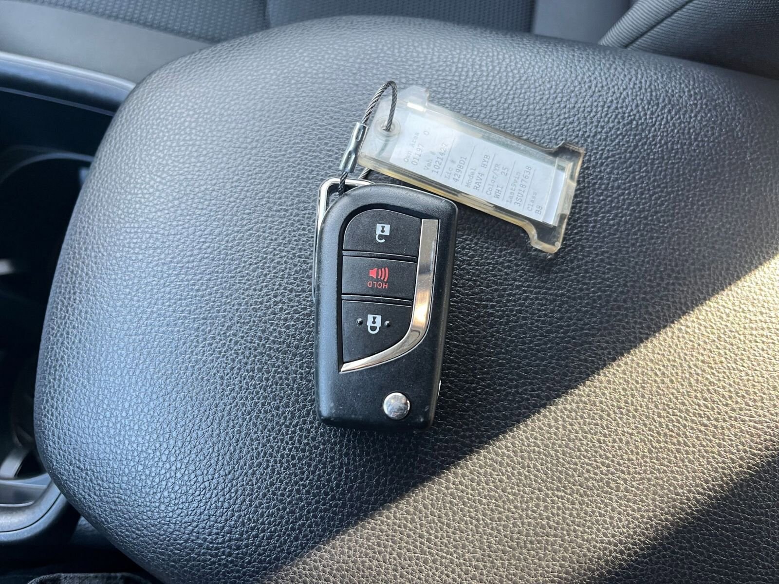 Thumbnail: 2025 Toyota RAV4 - 22