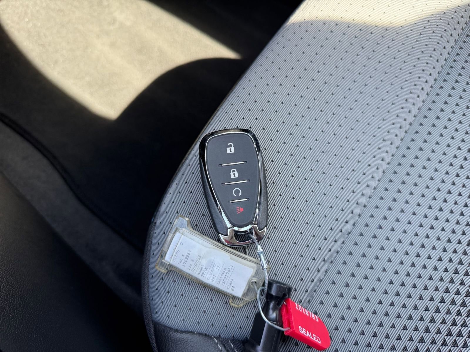 Thumbnail: 2025 Chevrolet Trax - 21