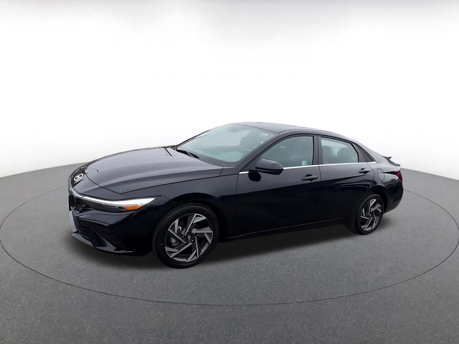 Thumbnail: 2025 Hyundai Elantra - 8