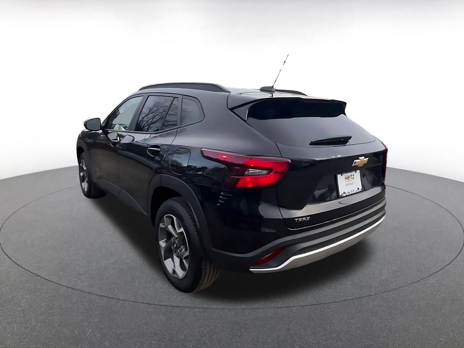 Thumbnail: 2025 Chevrolet Trax - 11