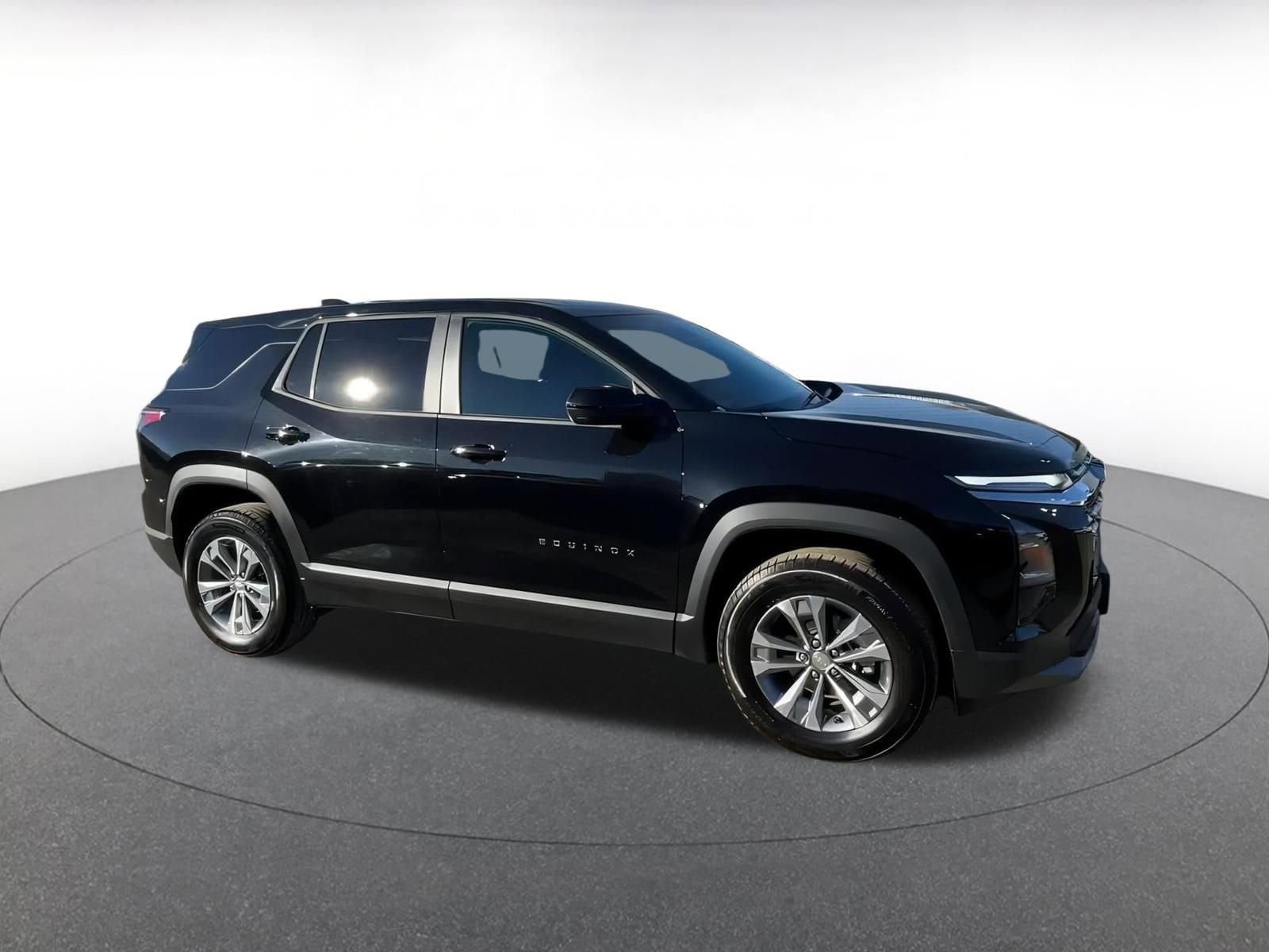 Thumbnail: 2025 Chevrolet Equinox - 2