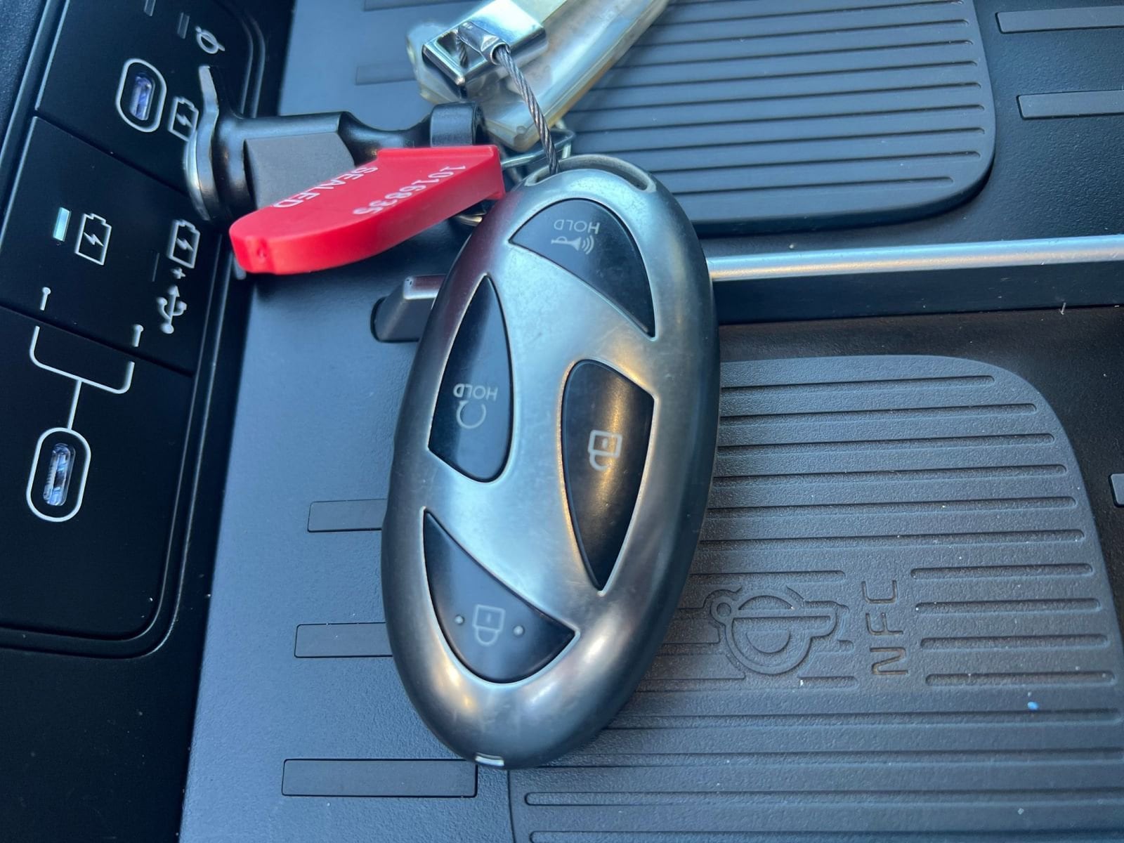 Thumbnail: 2025 Hyundai Santa Fe - 27