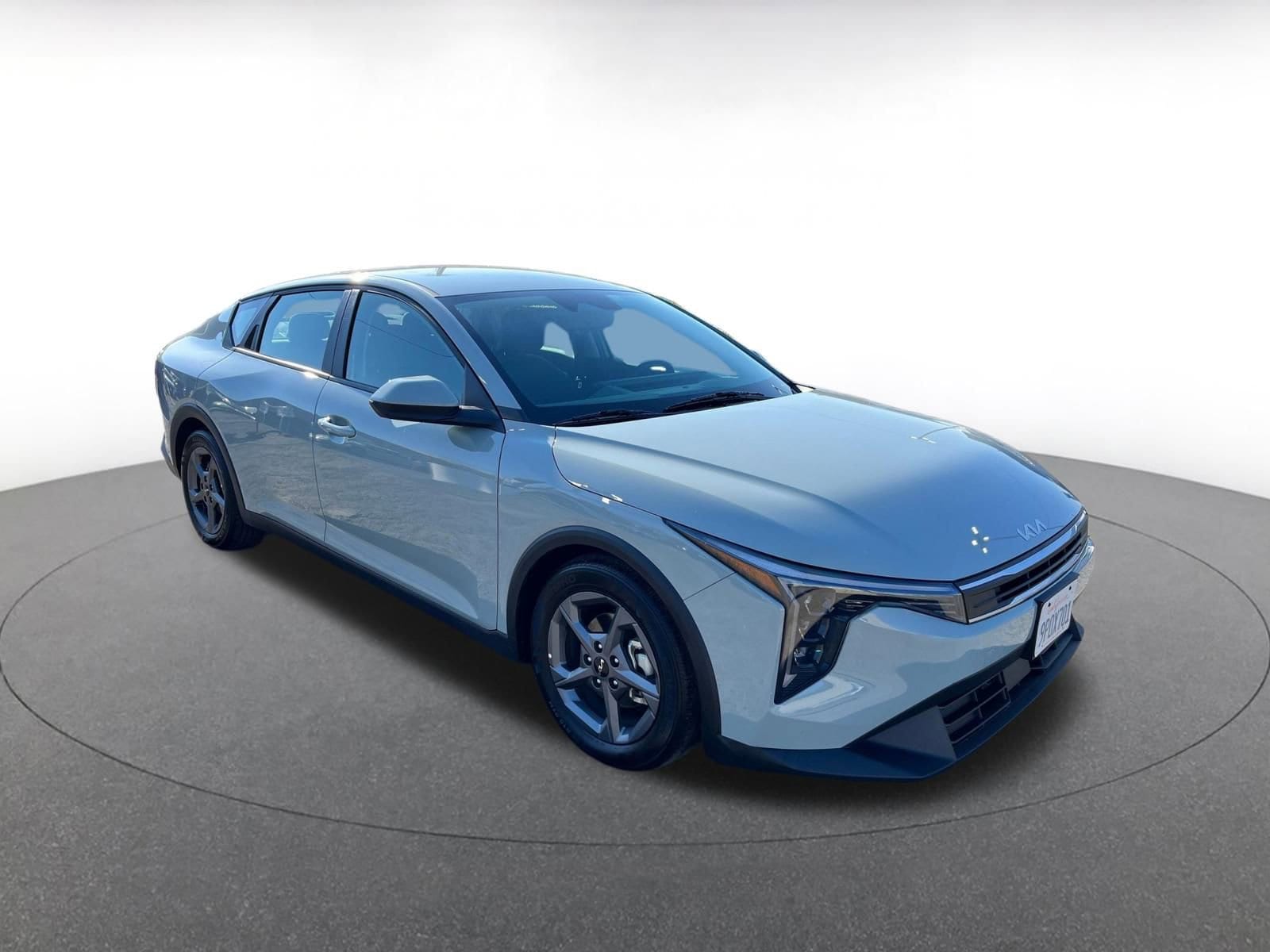 Thumbnail: 2025 Kia K4 - 1