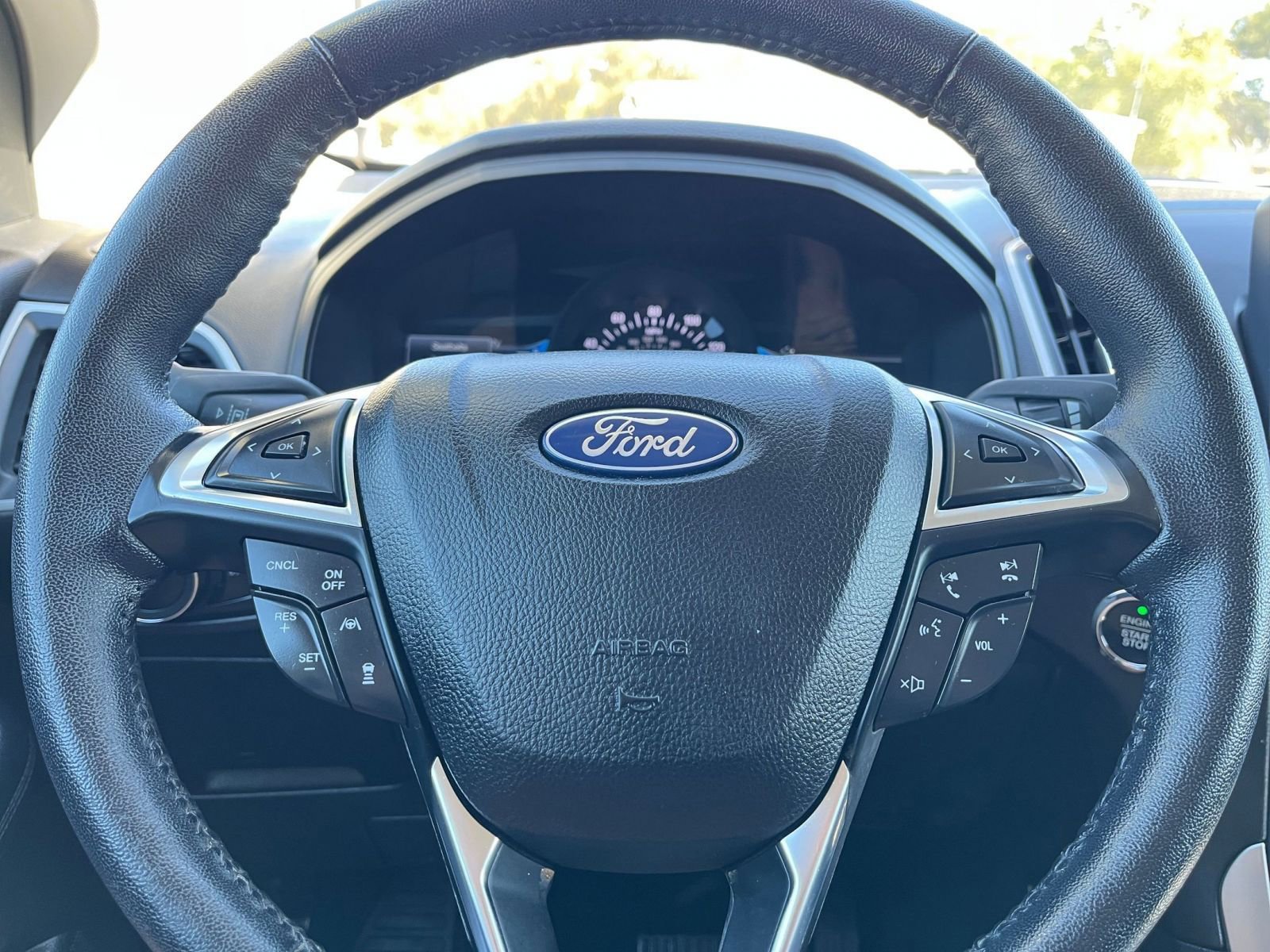 Thumbnail: 2023 Ford Edge - 28