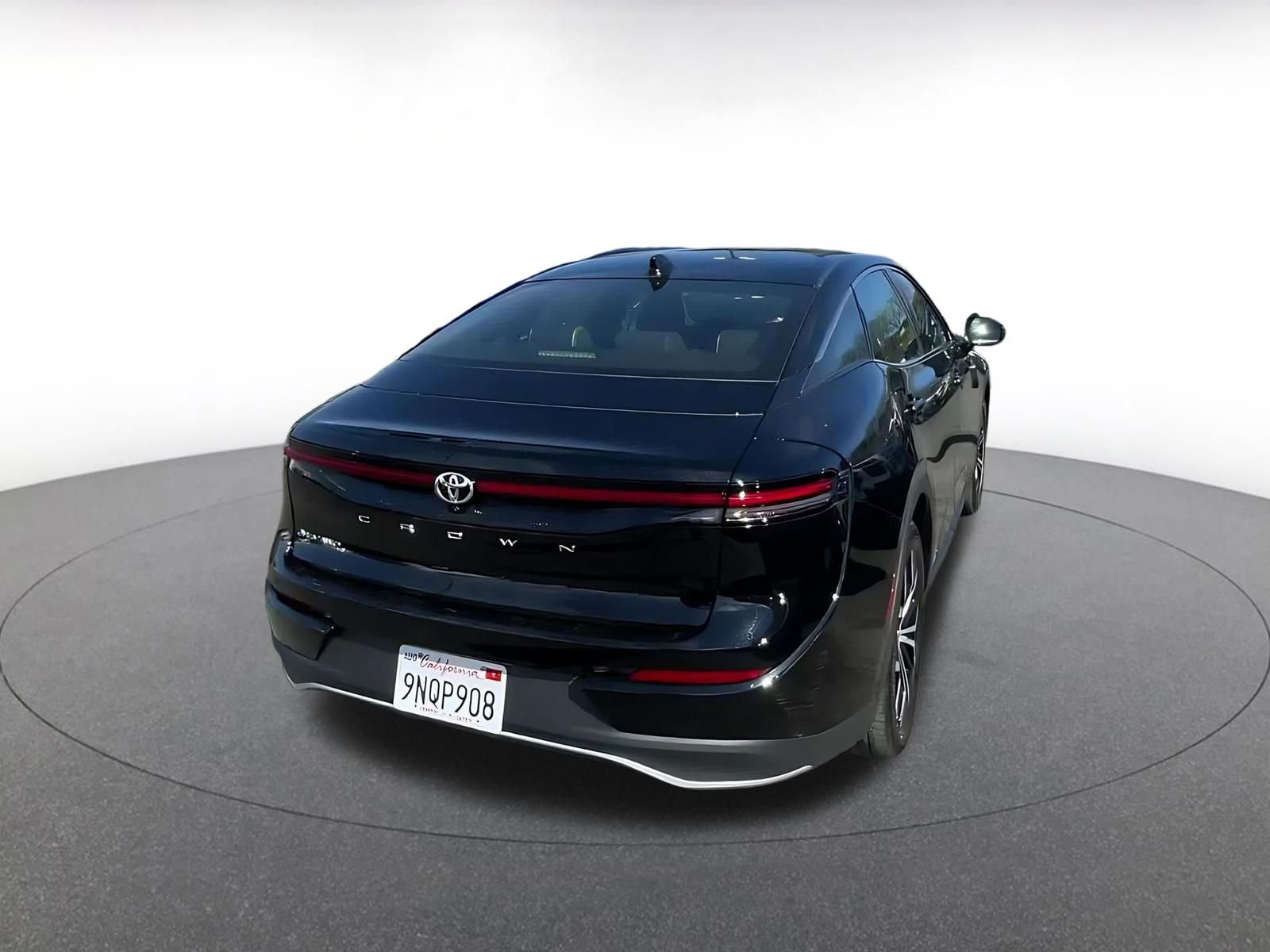 Thumbnail: 2025 Toyota Crown - 14