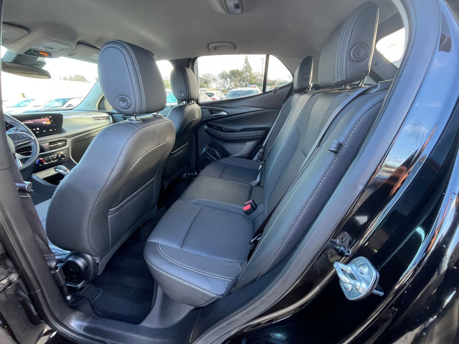 Thumbnail: 2025 Buick Encore GX - 23