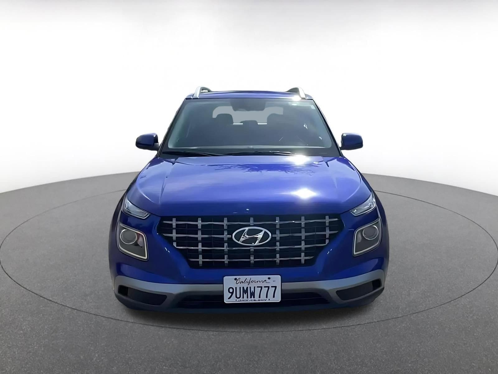 Thumbnail: 2025 Hyundai Venue - 4