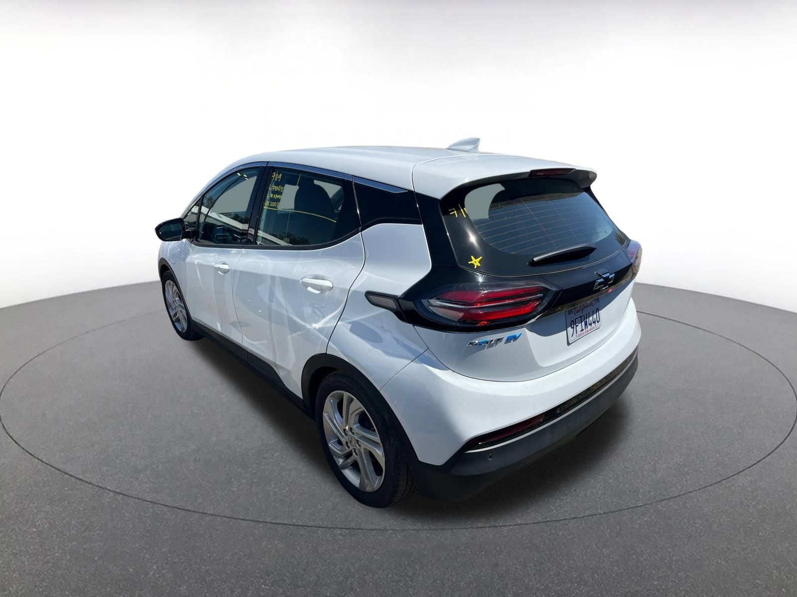 Thumbnail: 2023 Chevrolet Bolt EV - 4