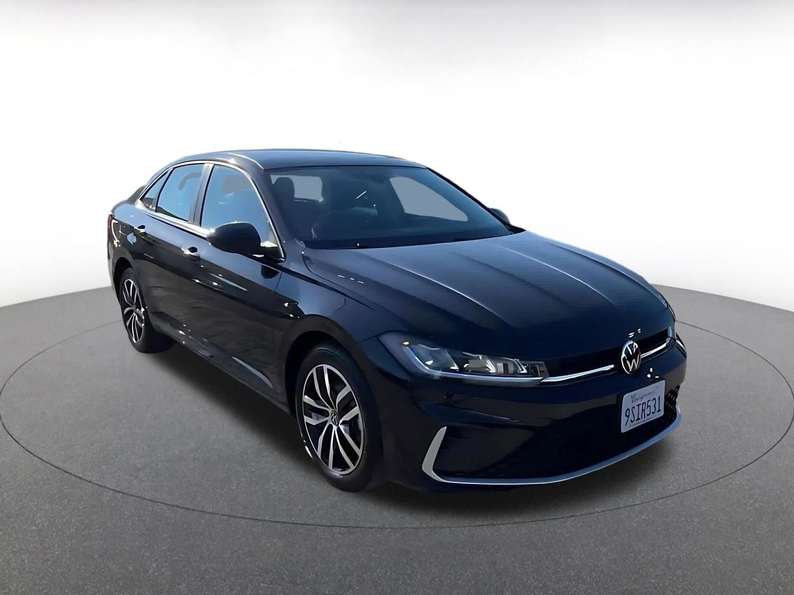 Thumbnail: 2025 Volkswagen Jetta - 3