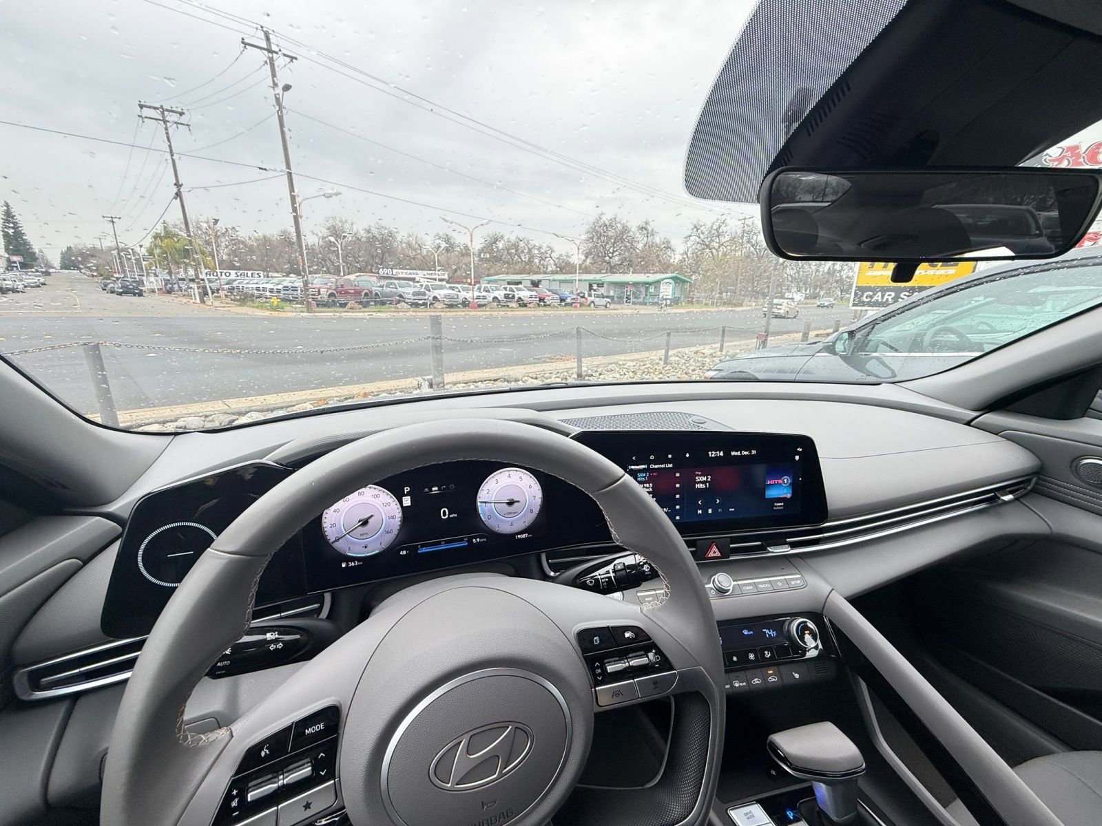 Thumbnail: 2025 Hyundai Elantra - 33