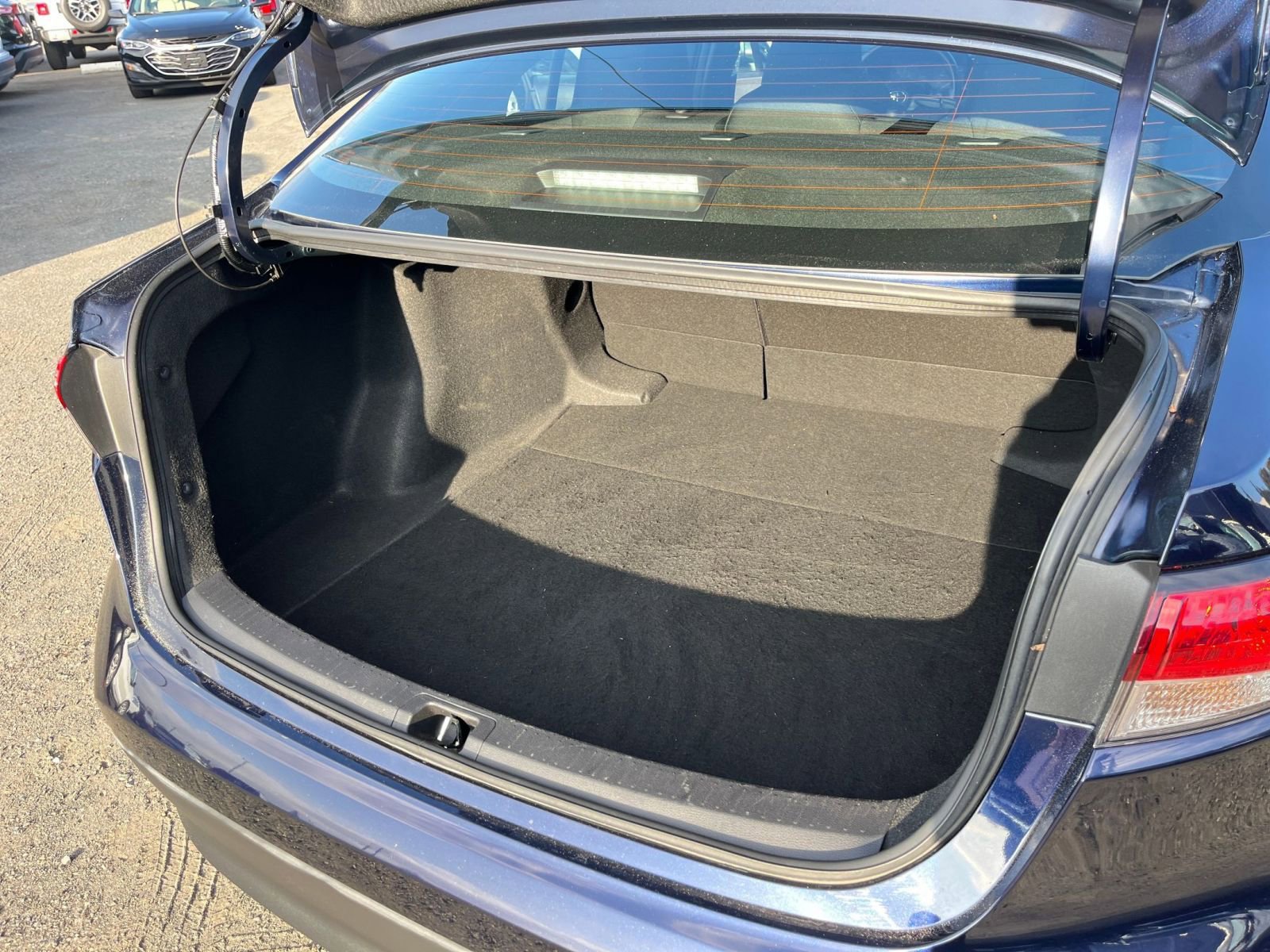 Thumbnail: 2025 Toyota Corolla - 29