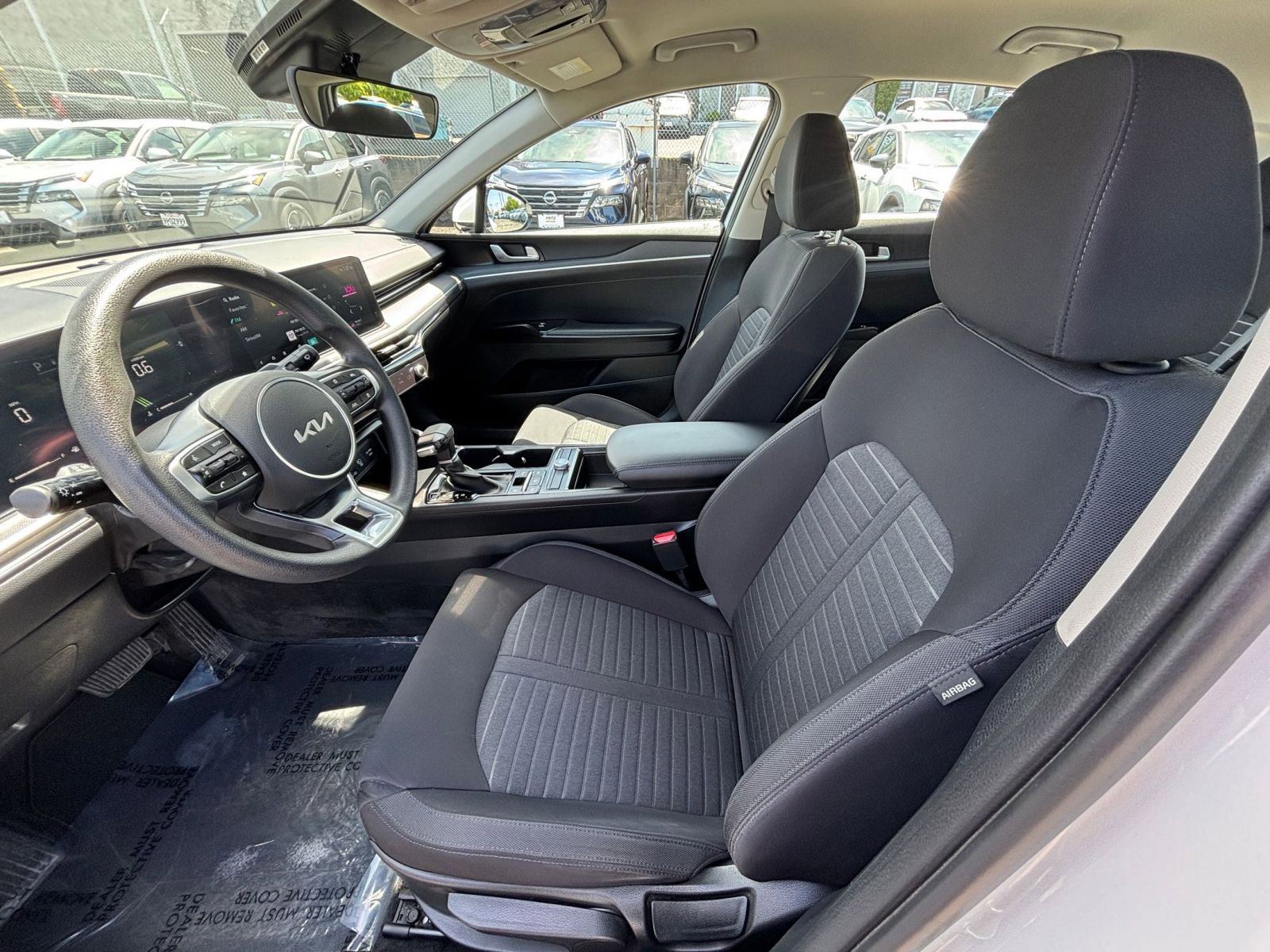 Thumbnail: 2025 Kia K5 - 25