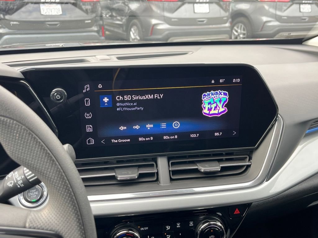 Thumbnail: 2025 Chevrolet Trax - 25