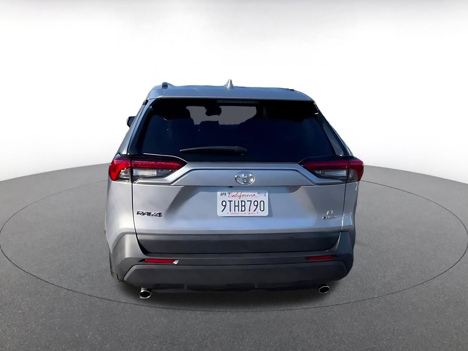 Thumbnail: 2025 Toyota RAV4 - 12