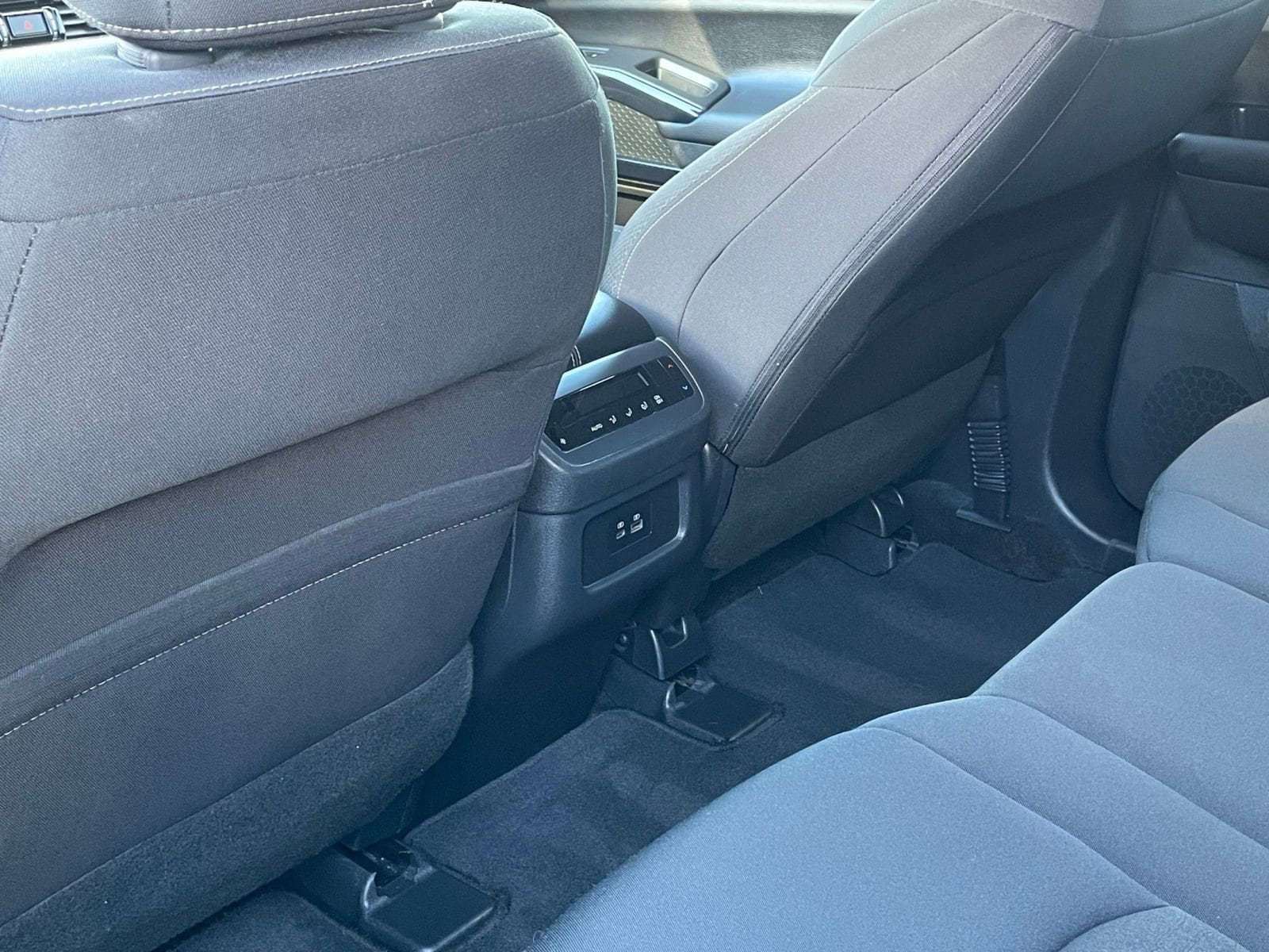 Thumbnail: 2025 Nissan Pathfinder - 25