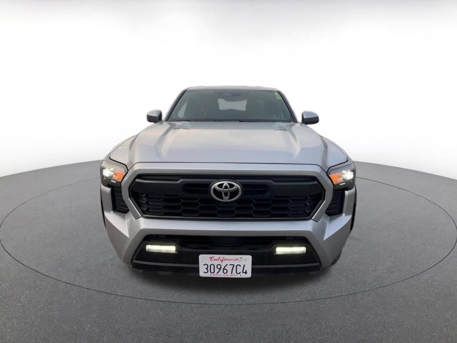 Thumbnail: 2025 Toyota Tacoma - 4