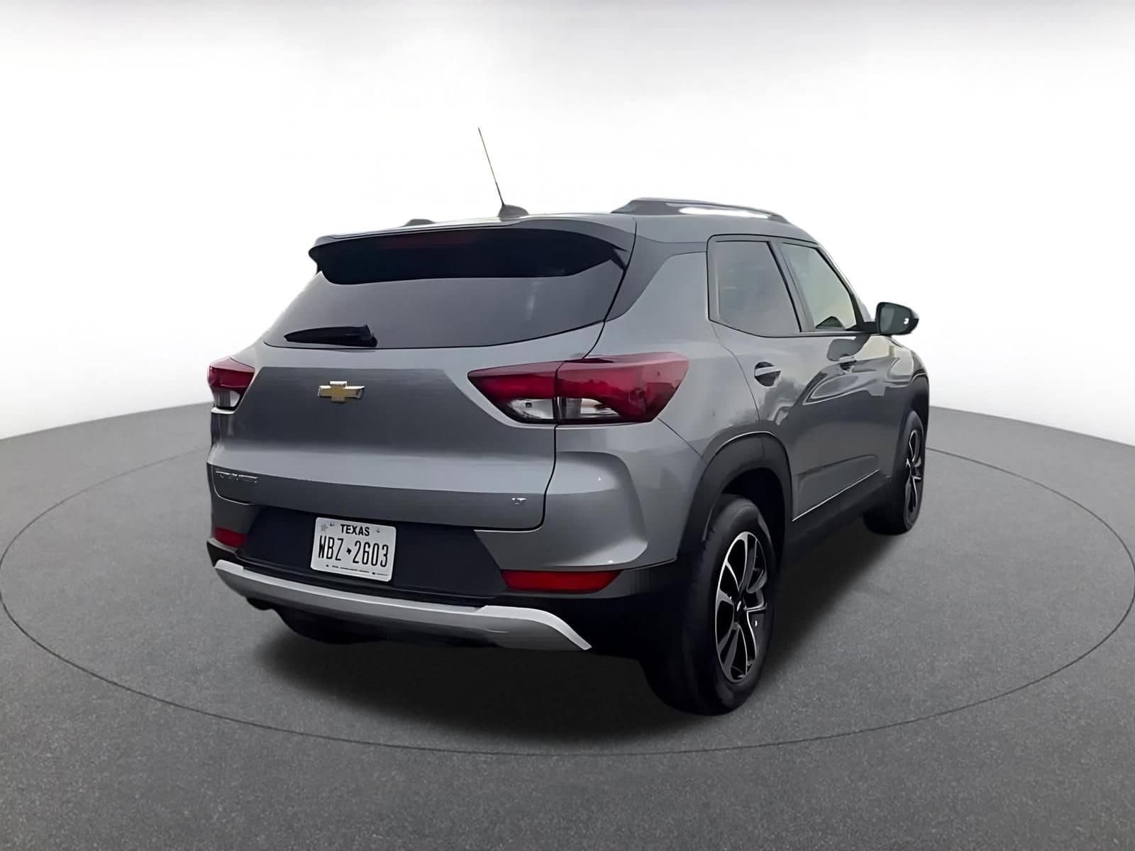 Thumbnail: 2025 Chevrolet TrailBlazer - 14