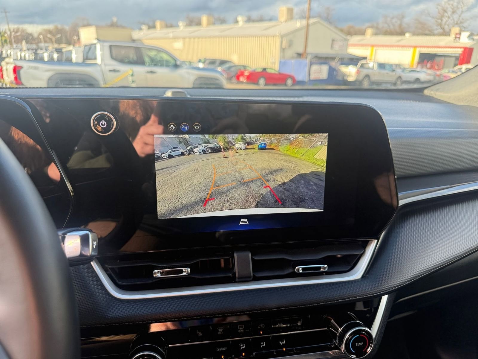 Thumbnail: 2025 Chevrolet Equinox - 17