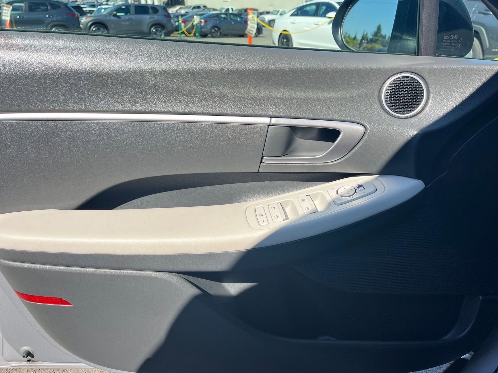 Thumbnail: 2023 Hyundai Sonata - 18