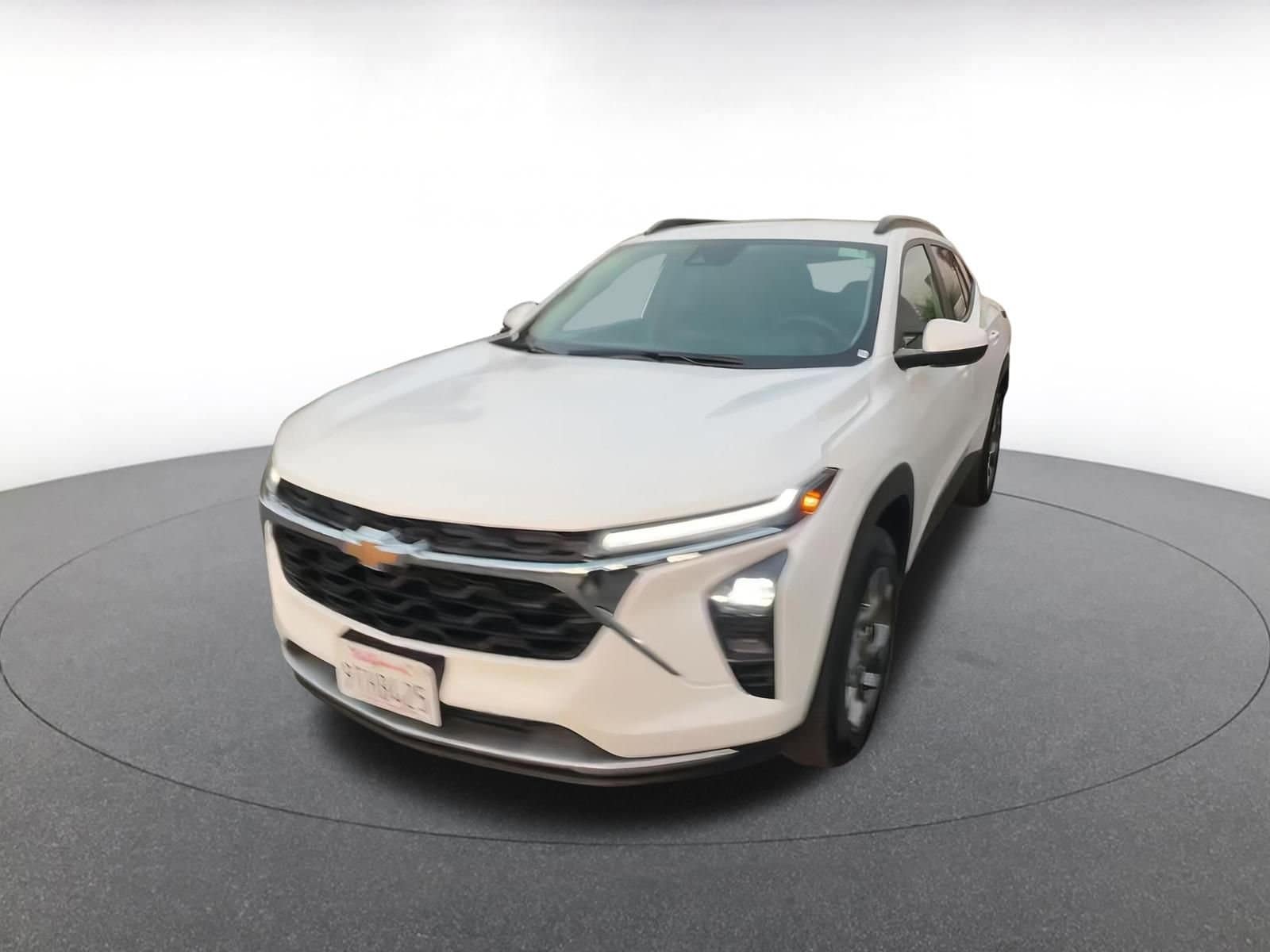 Thumbnail: 2025 Chevrolet Trax - 7