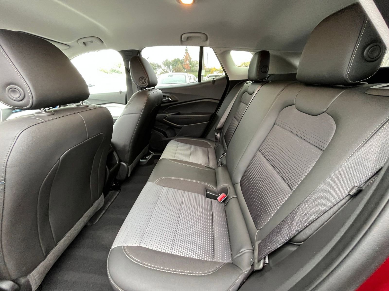 Thumbnail: 2025 Chevrolet Trax - 20