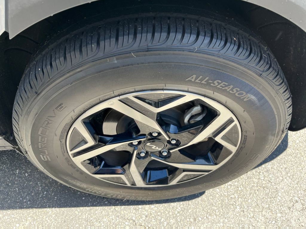 Thumbnail: 2025 Kia Sportage - 17