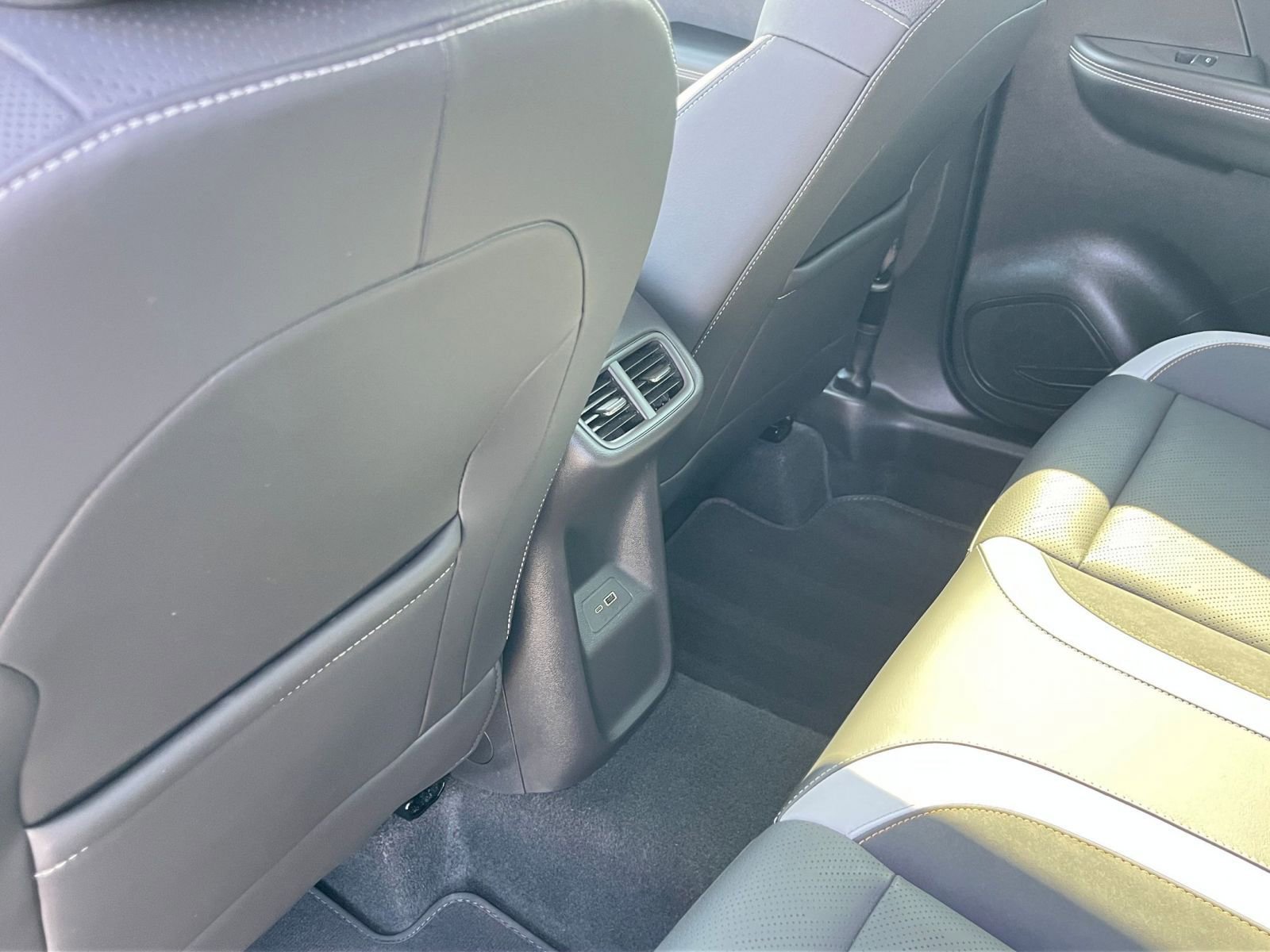 Thumbnail: 2024 Buick Envision - 24