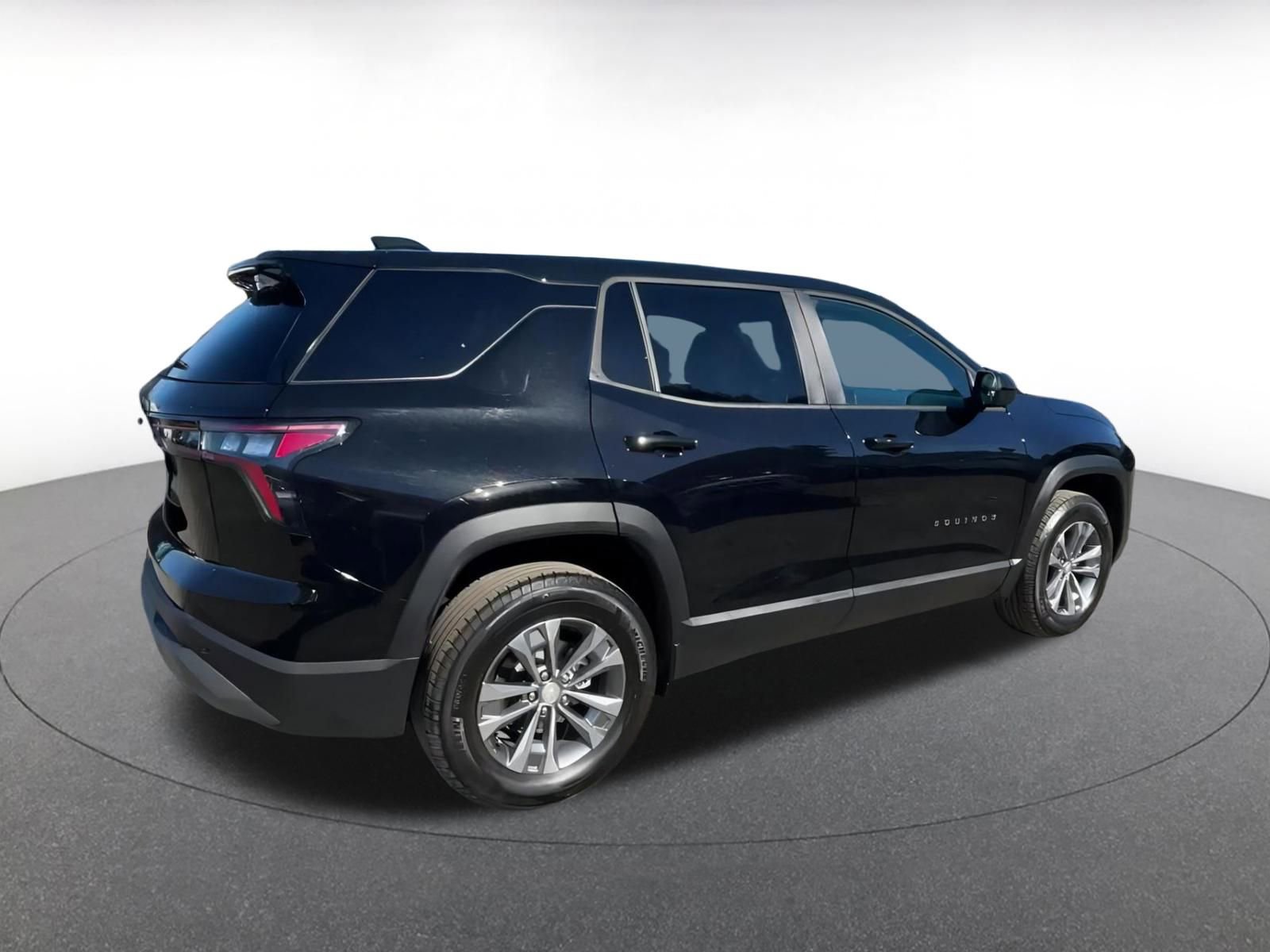 Thumbnail: 2025 Chevrolet Equinox - 15