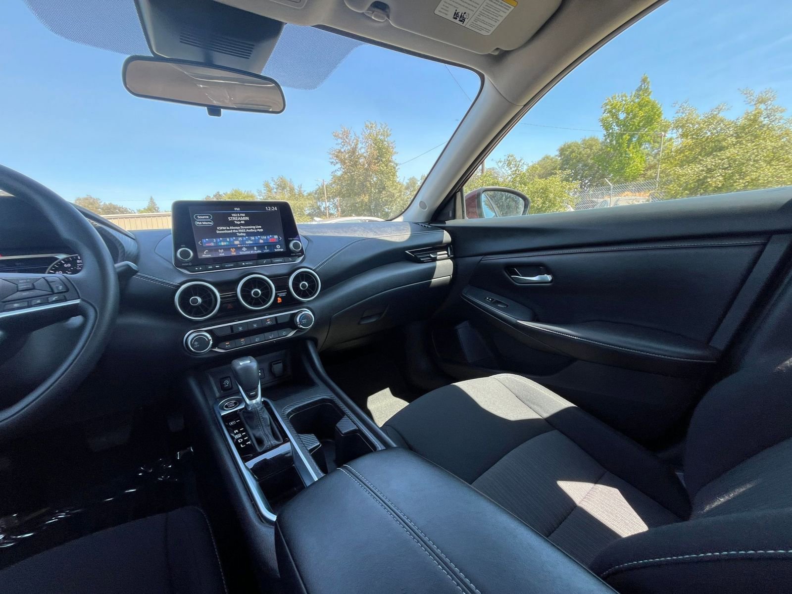 Thumbnail: 2024 Nissan Sentra - 33