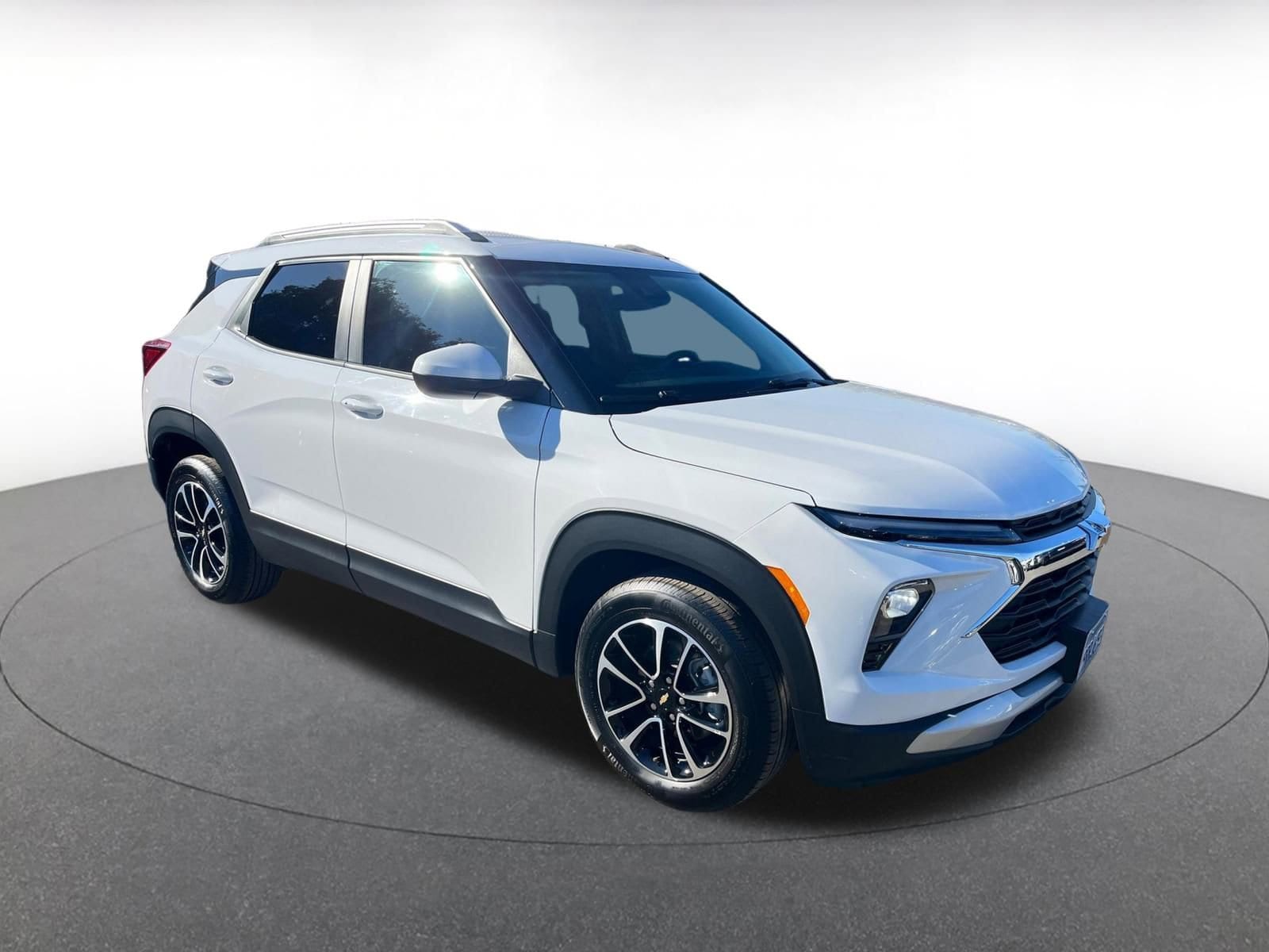 Thumbnail: 2025 Chevrolet TrailBlazer - 1