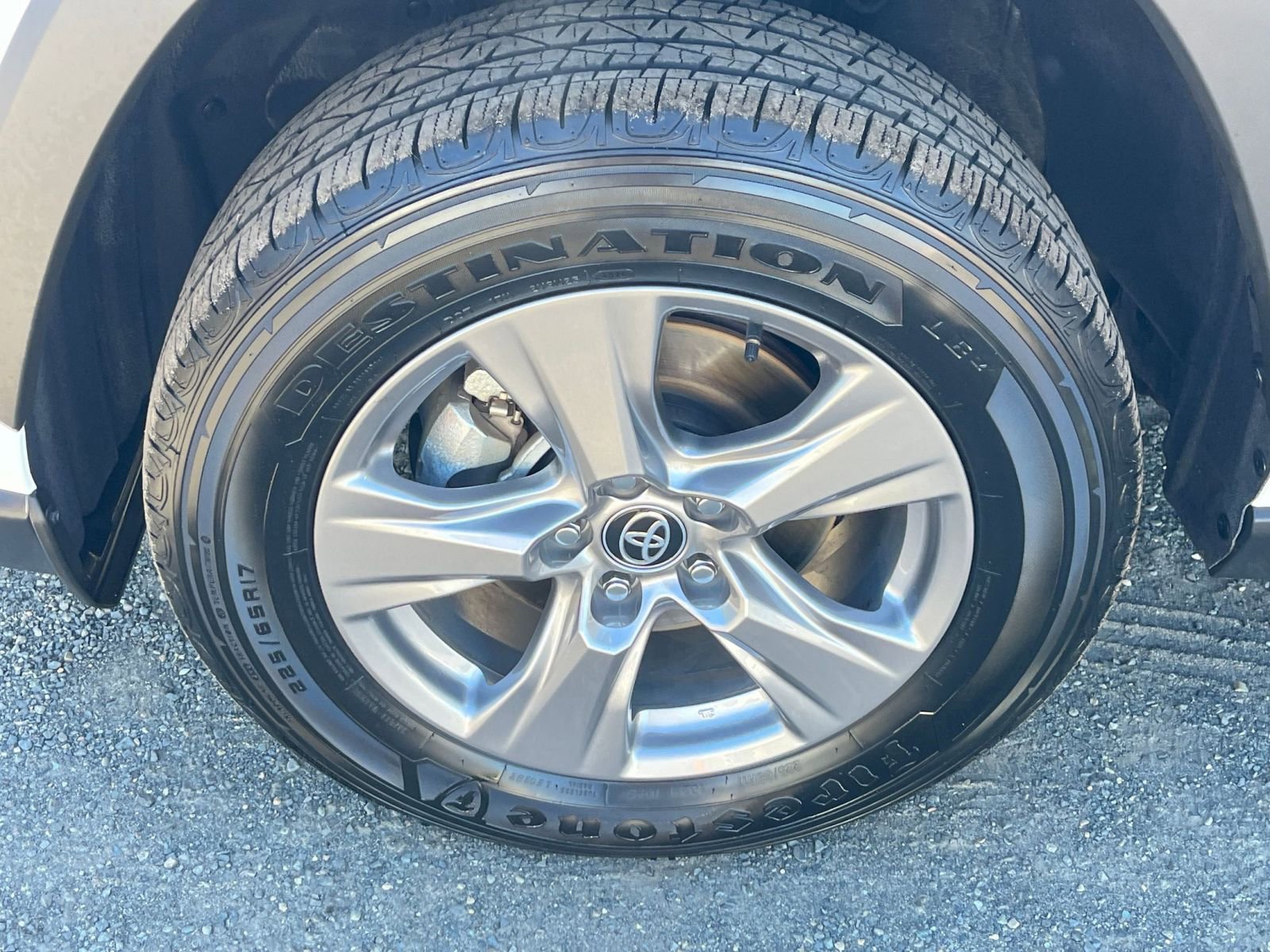 Thumbnail: 2025 Toyota RAV4 - 30