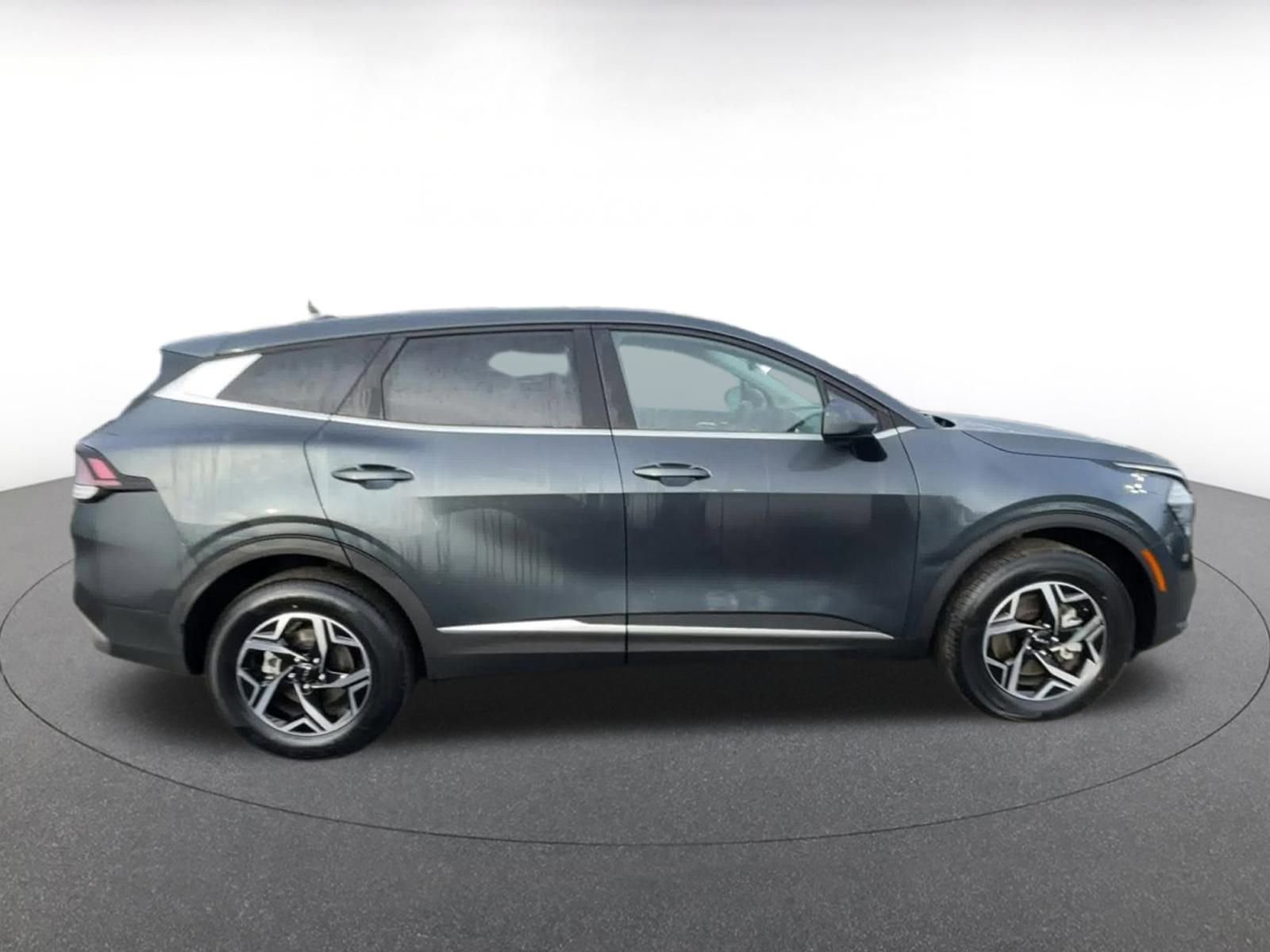 Thumbnail: 2025 Kia Sportage - 16