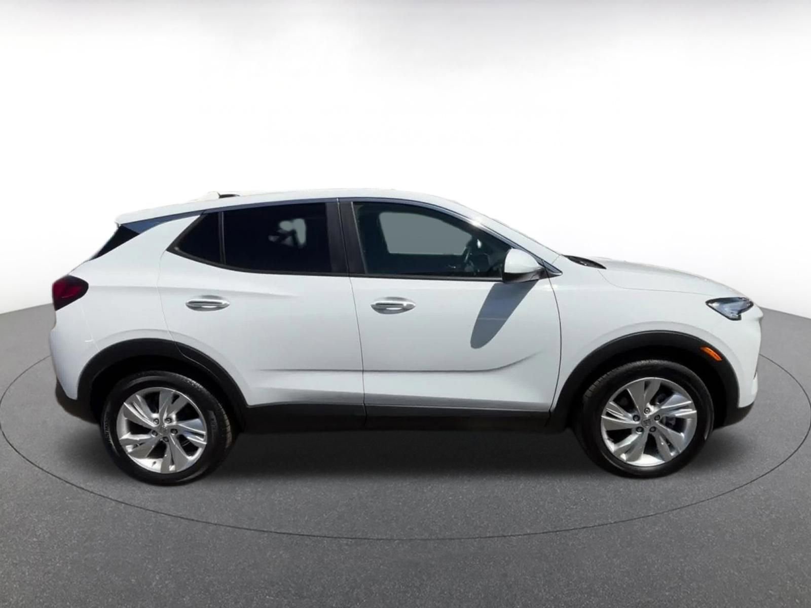 Thumbnail: 2025 Buick Encore GX - 16